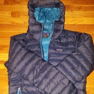 Patagonia down sweater jacket with hood